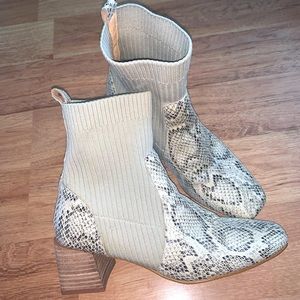 Oasis Society snakeskin boots